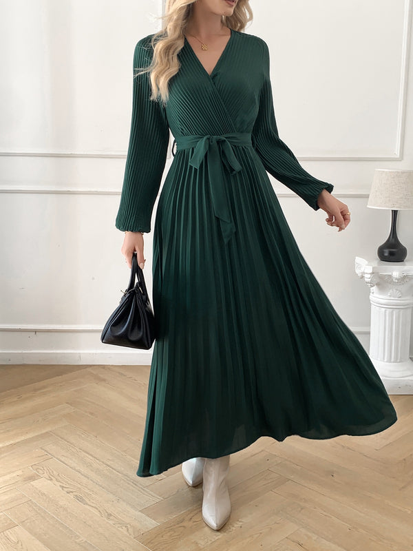 Elegant V-Neck Pleated Maxi Dress